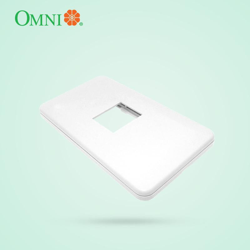 Omni Convenience Universal Outlet w/ Plate 1, 2 or 3 Gang