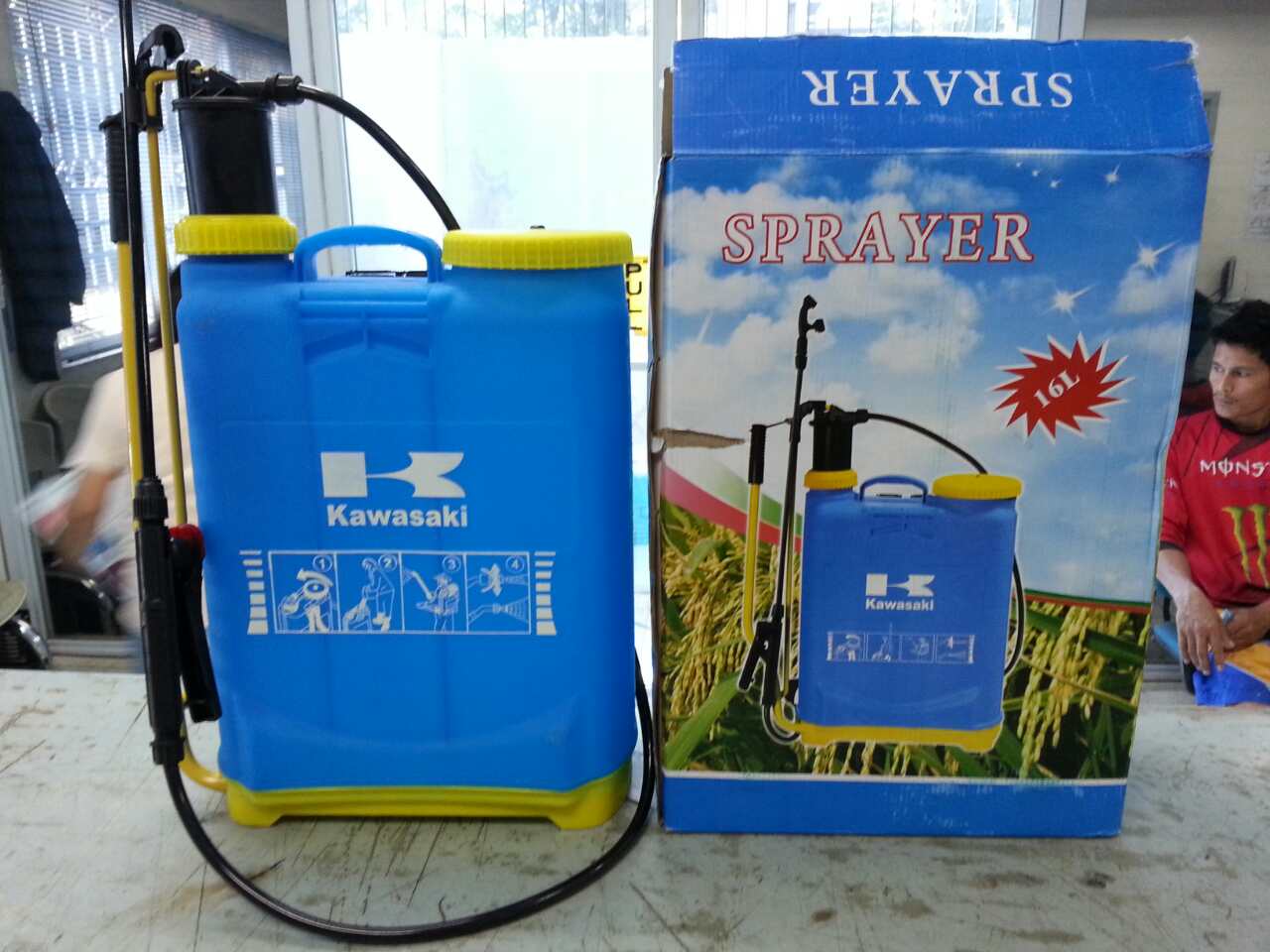 Kawasaki Plastic Manual Sprayer